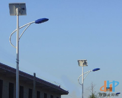昌吉工厂厂区30瓦太阳能路灯