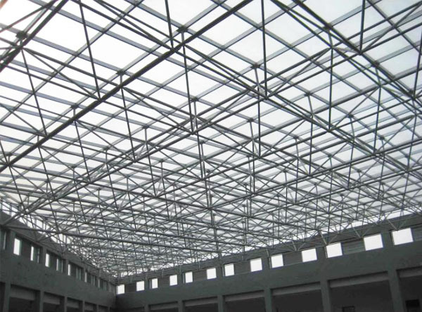 钢结构夹层在不同的建筑类型中需要不同的方法