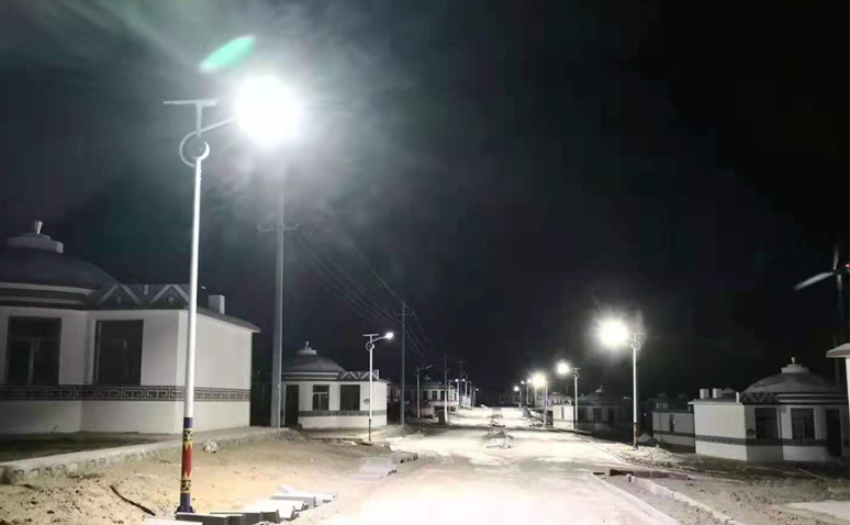 内蒙古农村太阳能路灯安装工程