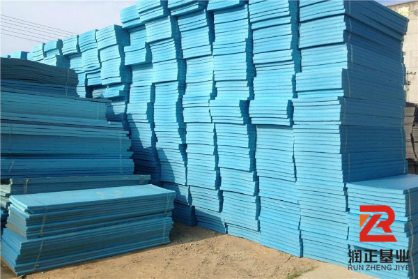分析新疆擠塑板廠家的性能優勢